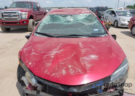 2017 Toyota Corolla Le z USA, uszkodzony, nr VIN 5YFBURHE9HP694884